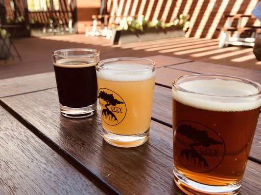 Smog City Brewing Co. at Glendora Public Market by null