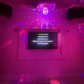 Genting Karaoke - small room - Karaoke Near Me - San Jose, California Genting Karaoke - small room - Karaoke Near Me - San Jose, California