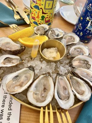 Dom’s Taverna Santa Barbara by null