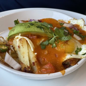 Broken Yolk Cafe - Ranchero Skillet - Breakfast & Brunch Near Me - Fullerton, California Broken Yolk Cafe - Ranchero Skillet - Breakfast & Brunch Near Me - Fullerton, California
