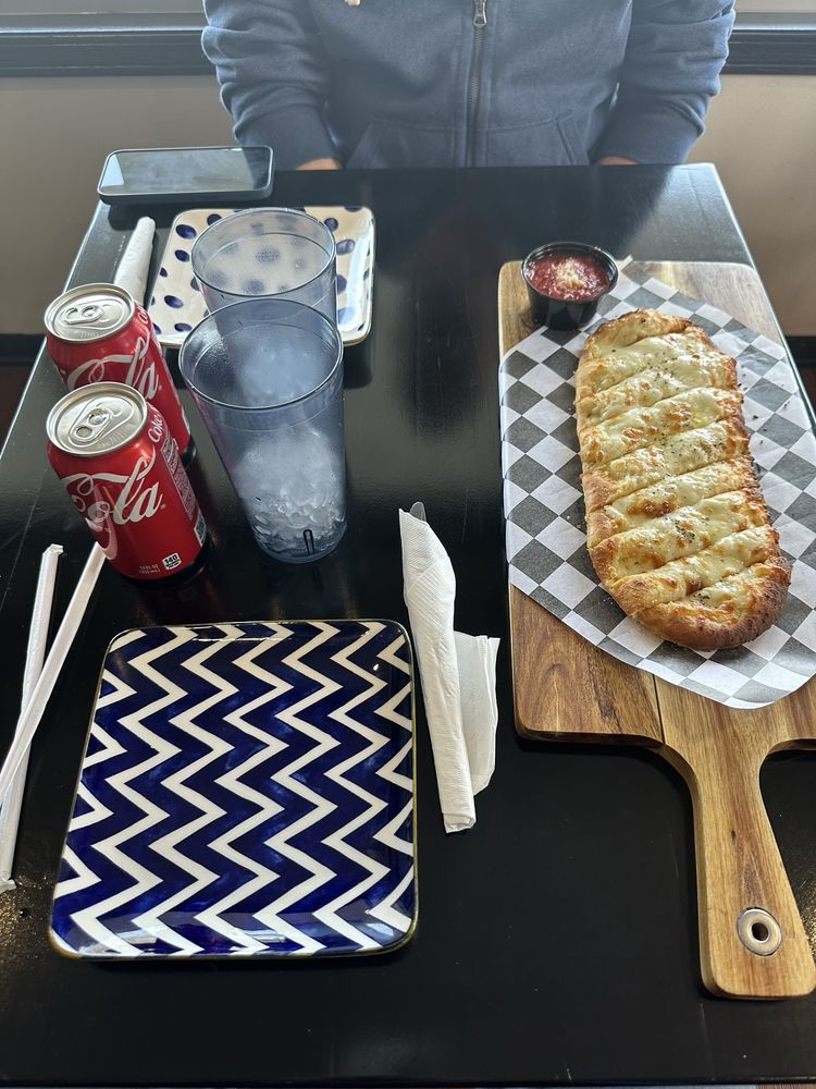 Lula's Place Eatery