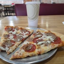 Lunch special 2 slices w soda
