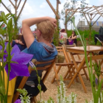 Born in Antwerp - Lekker zitten op het terras - Event Planning & Services Near Me - Antwerp, VAN