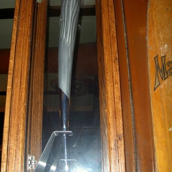 EJ's Pub - Bixby Knolls - Weird Glass - Sports Bars Near Me - Long Beach, California