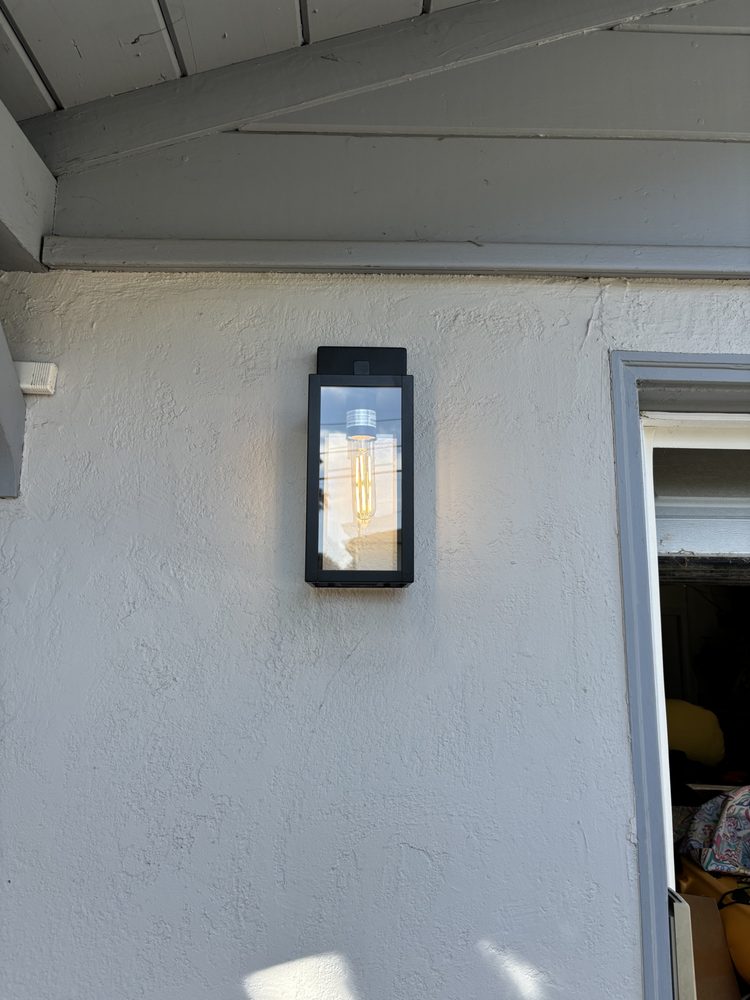 Slide of Skyline Electric