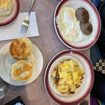 Tastee Diner - Hashbrowns with cheese, biscuits, eggs, sausage - Diners Near Me - Bethesda, Maryland Tastee Diner - Hashbrowns with cheese, biscuits, eggs, sausage - Diners Near Me - Bethesda, Maryland