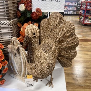 HomeGoods - Home Decor Near Me - Lakewood, California