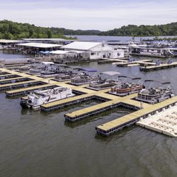 Moutardier Marina - New Docks with guest parking, and New Boat Rental Fleet.
