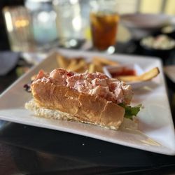 Hooked Seafood Restaurant - Lobster Roll