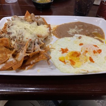 Colins Cantina - Chilaquiles with beef, eggs & beans - Mexican Near Me - Puerto Peñasco, SON Colins Cantina - Chilaquiles with beef, eggs & beans - Mexican Near Me - Puerto Peñasco, SON