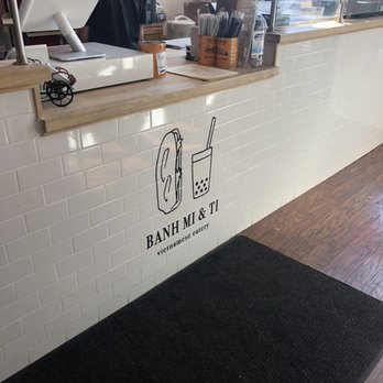 Banh Mi & Ti - Counter - Vietnamese Near Me - Pittsburgh, Pennsylvania