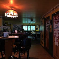 Lori's Bar & Grill