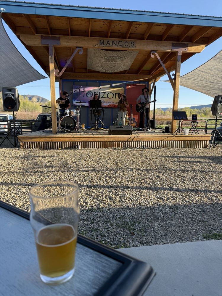 Mancos Brewing Company Logo
