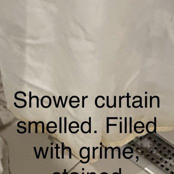 Hyatt Place Poughkeepsie - Old smelly shower curtain. Smells like BO. - Hotels Near Me - Poughkeepsie, New York