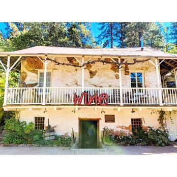 Boeger Winery - Wineries Near Me - Placerville, California