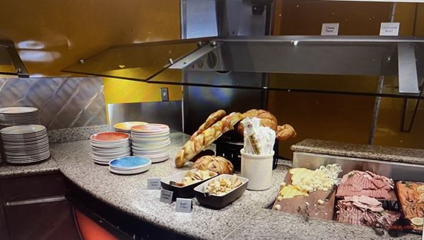 Chef Mickey's by null