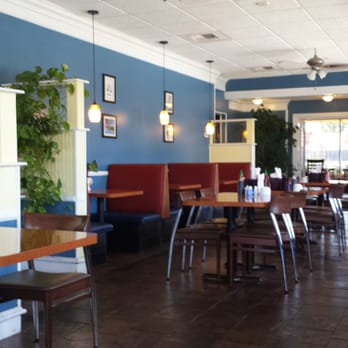 LeQuy - Interior - Vietnamese Near Me - Campbell, California
