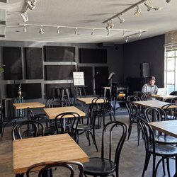 East Bay Coffee - Indoor seating
