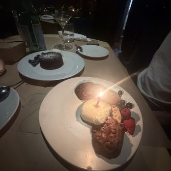 Pace - Assorted Cookie Plate, chocolate soufflé - Italian Near Me - Los Angeles, California Pace - Assorted Cookie Plate, chocolate soufflé - Italian Near Me - Los Angeles, California