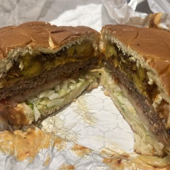 Slutty Vegan - Burger - Vegan Near Me - Brooklyn, New York Slutty Vegan - Burger - Vegan Near Me - Brooklyn, New York