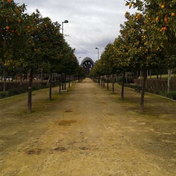 Huevo de Colón - Landmarks & Historical Buildings Near Me - Seville, SE
