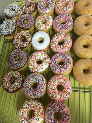 Grand Donuts by null