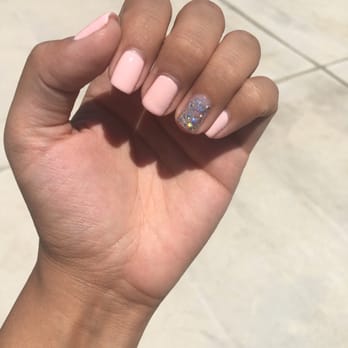 Cali Nails - Nail Salons Near Me - Bakersfield, California