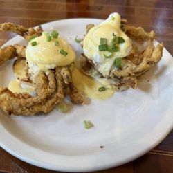 Mande's Restaurant - Soft shell Crab Cake Benedict