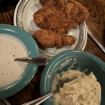 Babe's Chicken Dinner House - Southern Near Me - Burleson, Texas