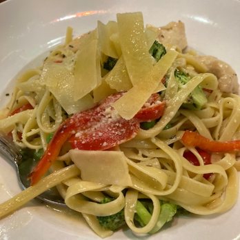 The Fours - Pasta Primavera - American Near Me - Quincy, Massachusetts