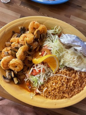 Mariscos El Malecon by null