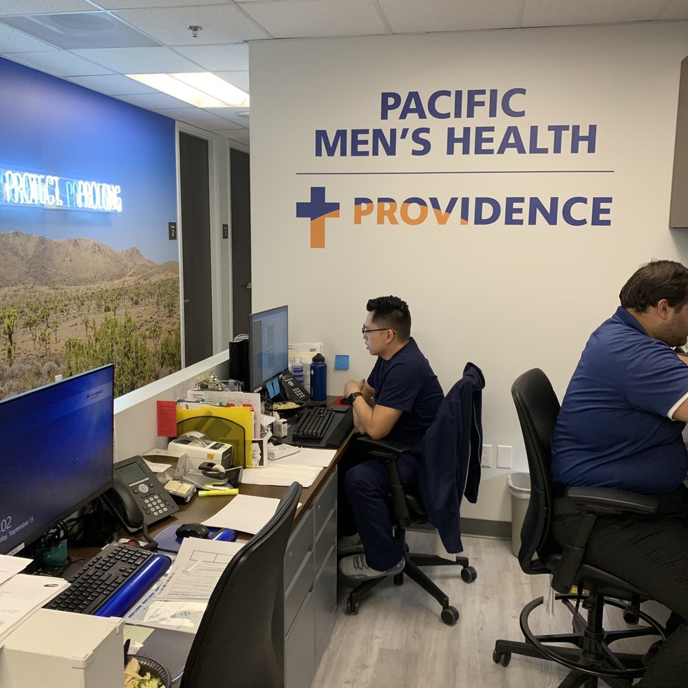 Mehran Movassaghi, MD - Clean n organized nurse station - Oncologist Near Me - Santa Monica, California Mehran Movassaghi, MD - Clean n organized nurse station - Oncologist Near Me - Santa Monica, California