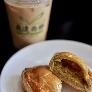 Fay Da Bakery - Bakeries Near Me - Flushing, New York