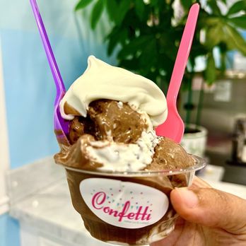 Confetti Italian Ice & Custard - Brownie ice cream & cookie dough - Desserts Near Me - Costa Mesa, California Confetti Italian Ice & Custard - Brownie ice cream & cookie dough - Desserts Near Me - Costa Mesa, California