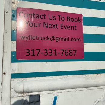 Wylietruck - a sign on the side of a truck - Ice Cream & Frozen Yogurt Near Me Wylietruck - a sign on the side of a truck - Ice Cream & Frozen Yogurt Near Me