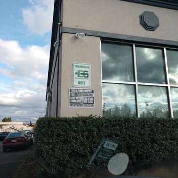 Deanz Greenz - Parking - Cannabis Clinics Near Me - Portland, Oregon Deanz Greenz - Parking - Cannabis Clinics Near Me - Portland, Oregon