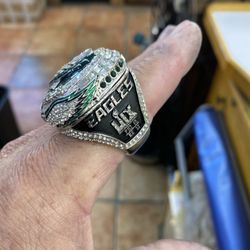 S & L Jewelers - Large and in charge