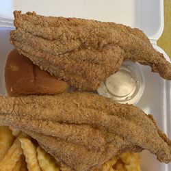 Golden Pier Seafood - Catfish plate w/ fries