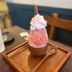 Chi Chi’s Chicken & Beer - Strawberries N Cream