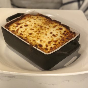 Wilo - "Pastelon" de Arroz con Pollo - Caribbean Near Me - Guaynabo, Puerto Rico