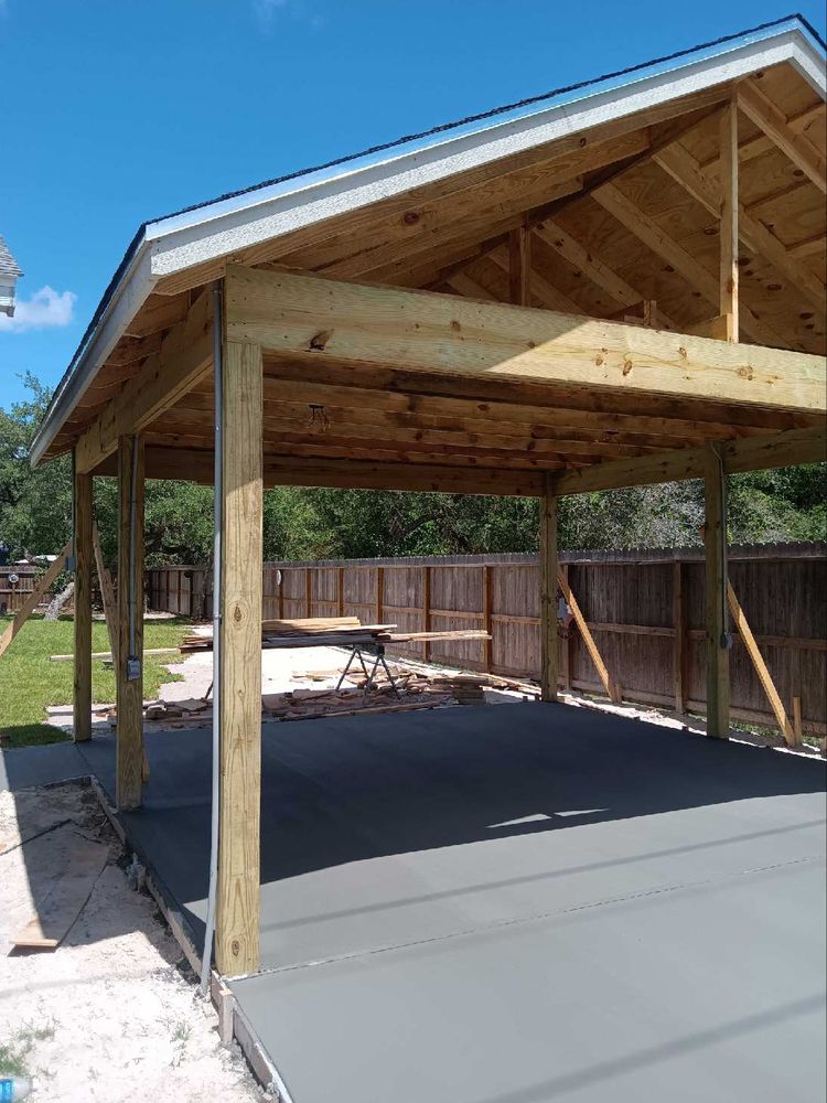 Slide of AL’s Lawn Service & Gonzalez Construction