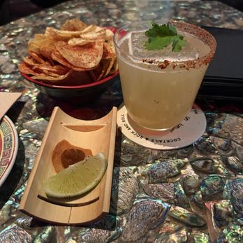 Salmón Gurú - The Al pastor drink - Cocktail Bars Near Me - Madrid, M Salmón Gurú - The Al pastor drink - Cocktail Bars Near Me - Madrid, M