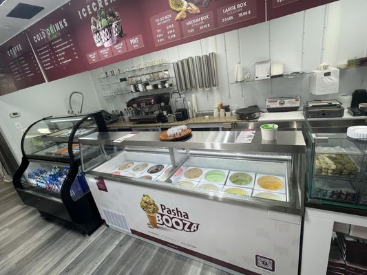 Pasha Castle Sweets by null