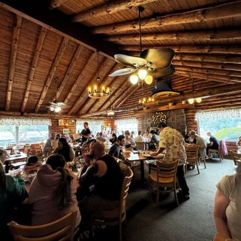The Log Cabin - Seafood Near Me - Clinton, Connecticut