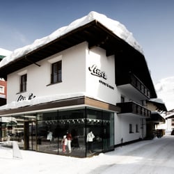 Strolz - Strolz Sport & Mode - Sporthaus Zürs