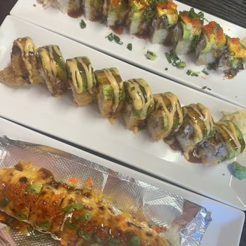 Traviesushi - Travieso Deep-Fried Roll - Sushi Bars Near Me - Los Angeles, California Traviesushi - Travieso Deep-Fried Roll - Sushi Bars Near Me - Los Angeles, California