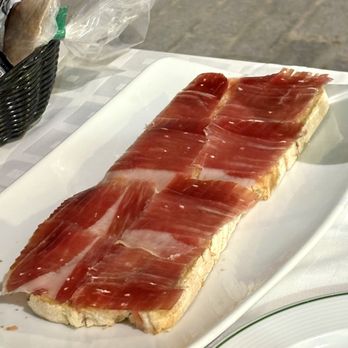 El 3 de Oro - Toast with Iberian Ham. - Seafood Near Me - Seville, SE El 3 de Oro - Toast with Iberian Ham. - Seafood Near Me - Seville, SE
