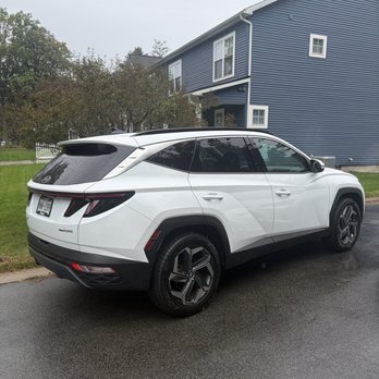 Romeo Auto Outlet - 2022 Hyundai Tucson Hybrid Limited - Car Dealers Near Me - Queensbury, New York Romeo Auto Outlet - 2022 Hyundai Tucson Hybrid Limited - Car Dealers Near Me - Queensbury, New York