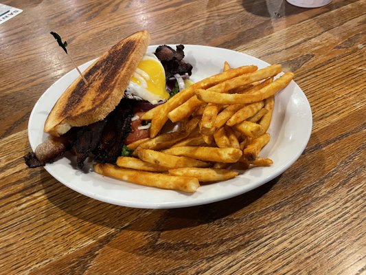 The Landing Eatery & Pub by null