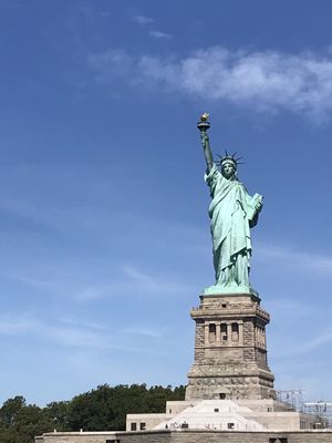 Statue of Liberty by null